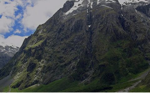 8 Days Rwenzori Mountain Hiking & Trekking Safari Tour involve Adventure and Adrenaline activities for special interest groups like Mountain Climbing, Rock climbing,